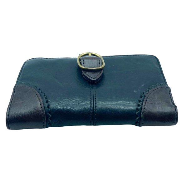 Clarks Black Leather Hand Wallet Snap Closure Embossed Brand 6.5" x 4" - Picture 1 of 8